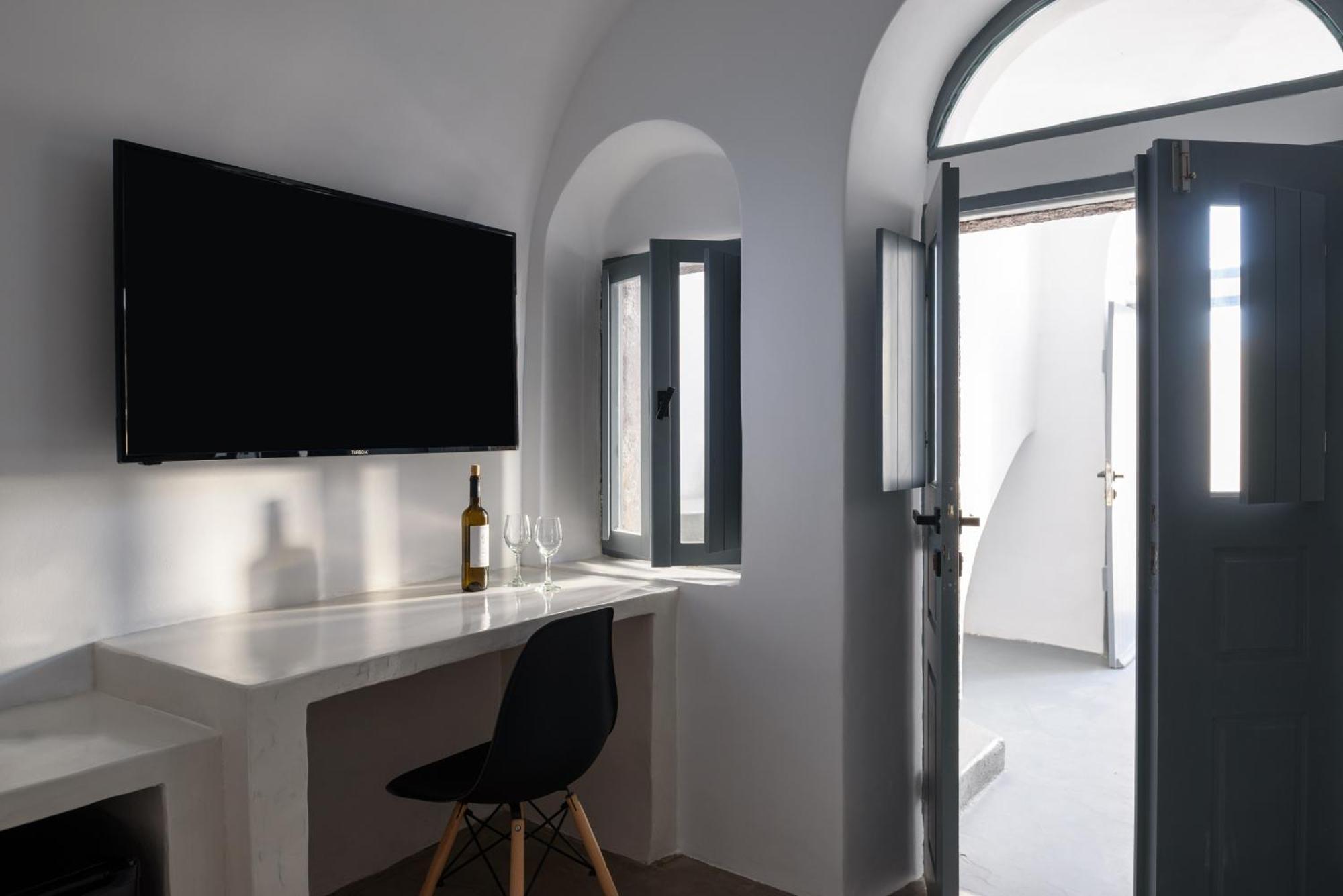 Pyrgos Cave Suites 외부 사진